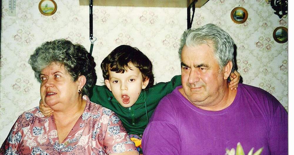 Dědeček,babička a Martínek.jpg